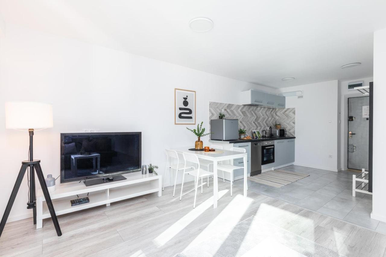 Superapart Jana Pawla II 18 Varsovia Exterior foto